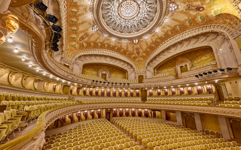 Photographe pour visite virtuelle d'un opéra